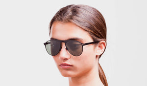 Earhart-Black-G15